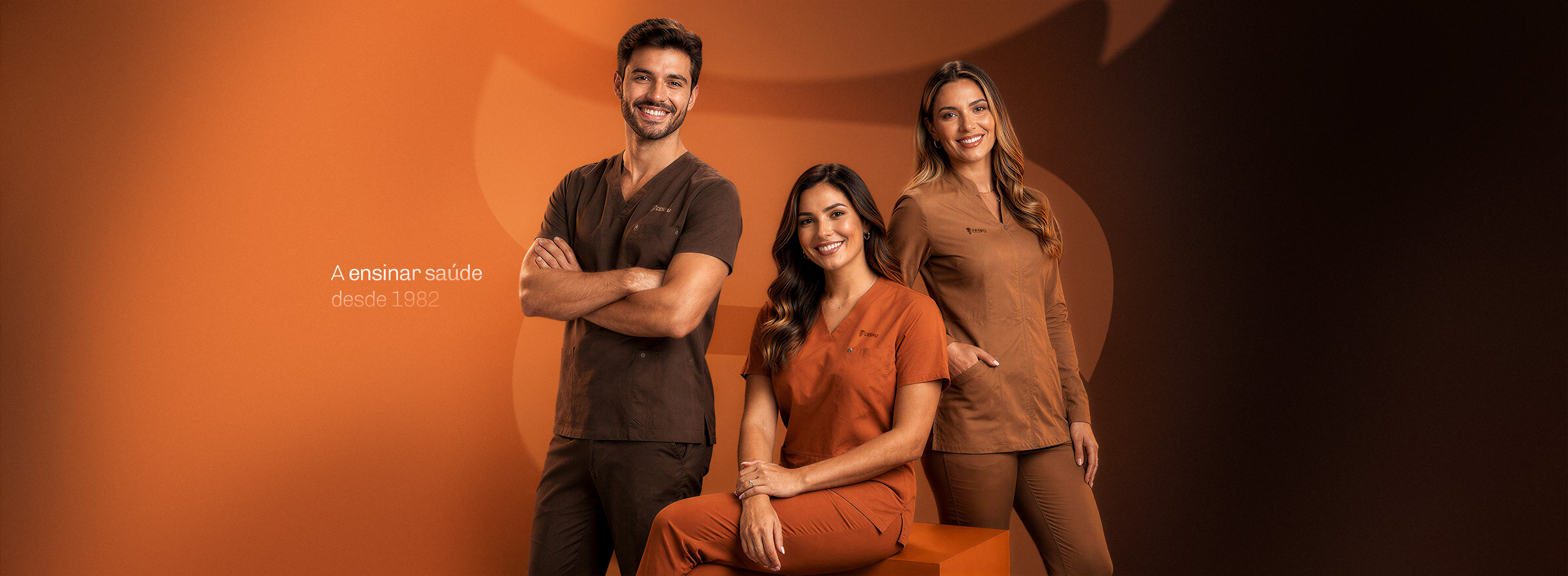 Campanha CESPU Formação com três profissionais de saúde